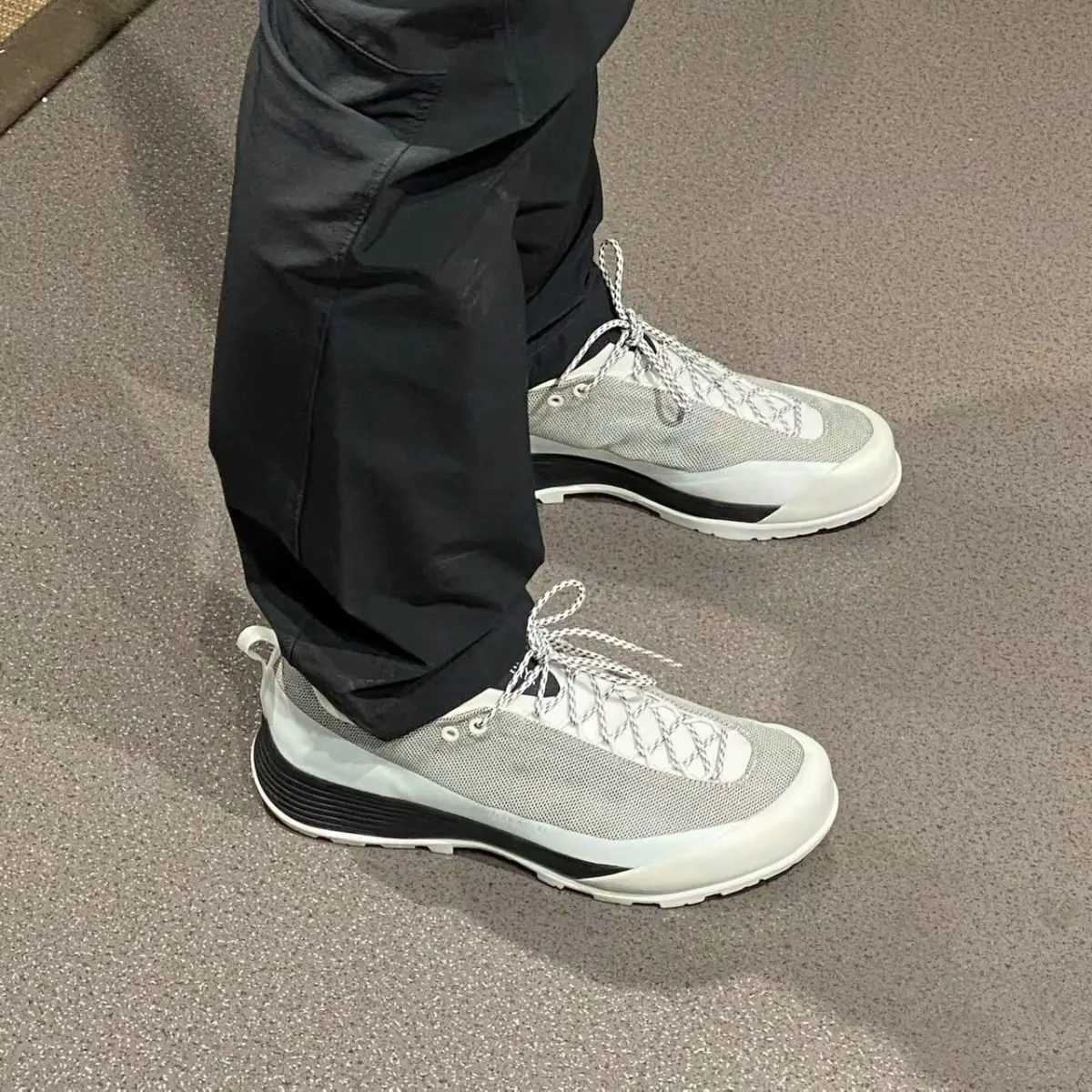 

2025 Hot Sale Running Shoes Mens Outdoor Sneakers Mens Trainers Summer Jogging Shoes Women's Sneakers