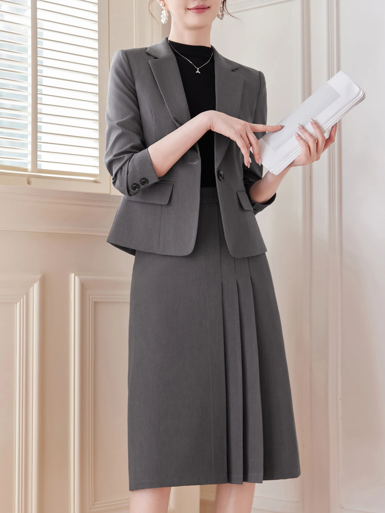 

Notch Lapel Single-Button Suit Dress Set - Minimalist Elegant High-End Comfortable Workplace Two-Piece Blazer Outfit