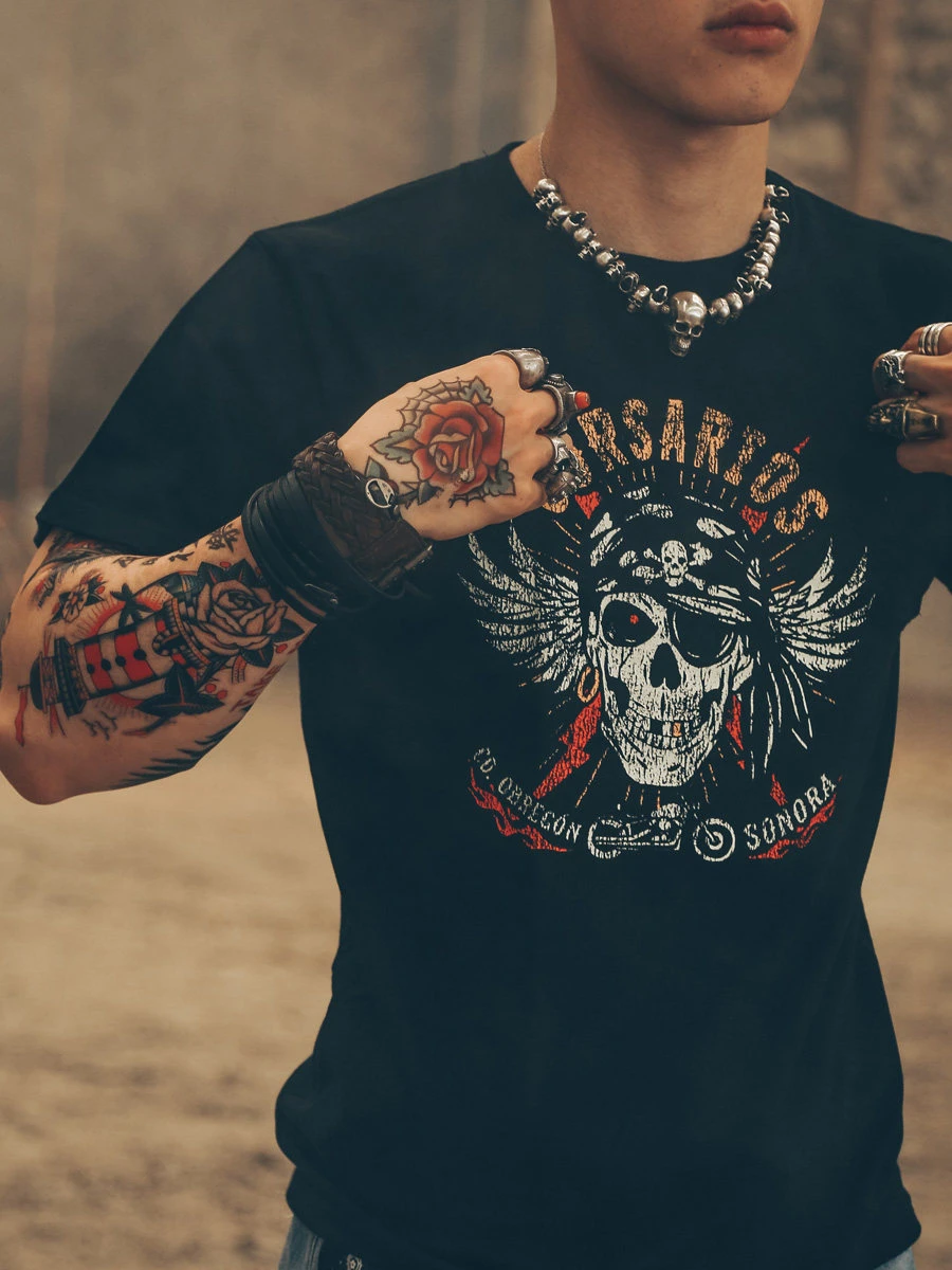 European and American Street Re-washed Short-sleeved T-shirts with Unique Crack Patterns and Skull and Pirate Ship Prints