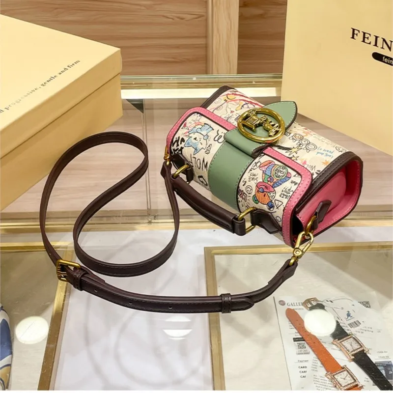 Ladies handbag, high-end designer graffiti handbag, 2024 new retro contrasting color commuting single shoulder crossbody bag