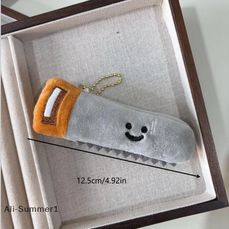 【E】Saw brinquedo de pelúcia chaveiro ferramenta dos desenhos animados macio pelúcia boneca pingente chaveiro do carro mochila saco decoração presente do miúdo