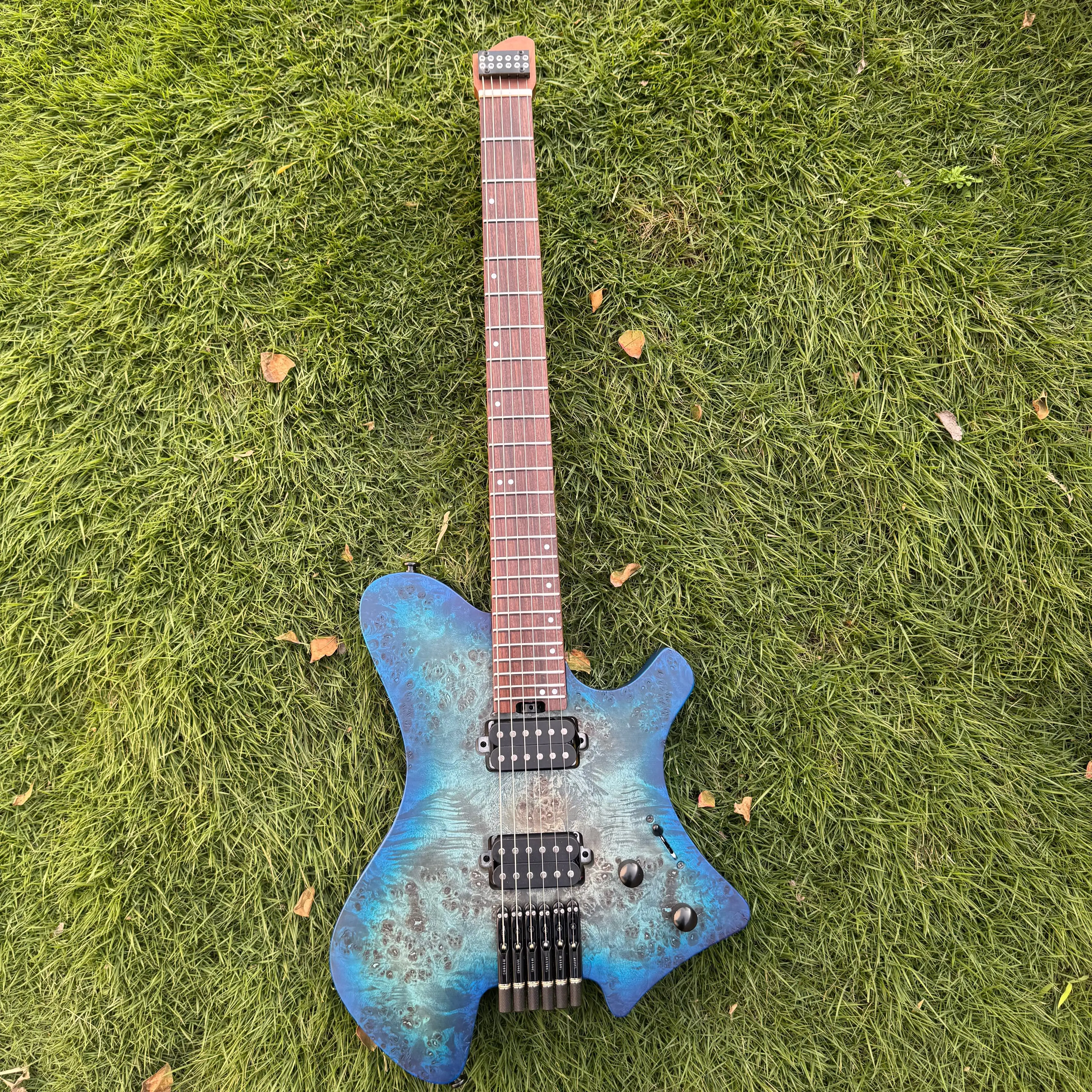 

Headless Electric Guitar, Blue Burl Top With Fixed Bridge, Roasted Maple Neck & Rosewood Fingerboard For Professional Travel Use