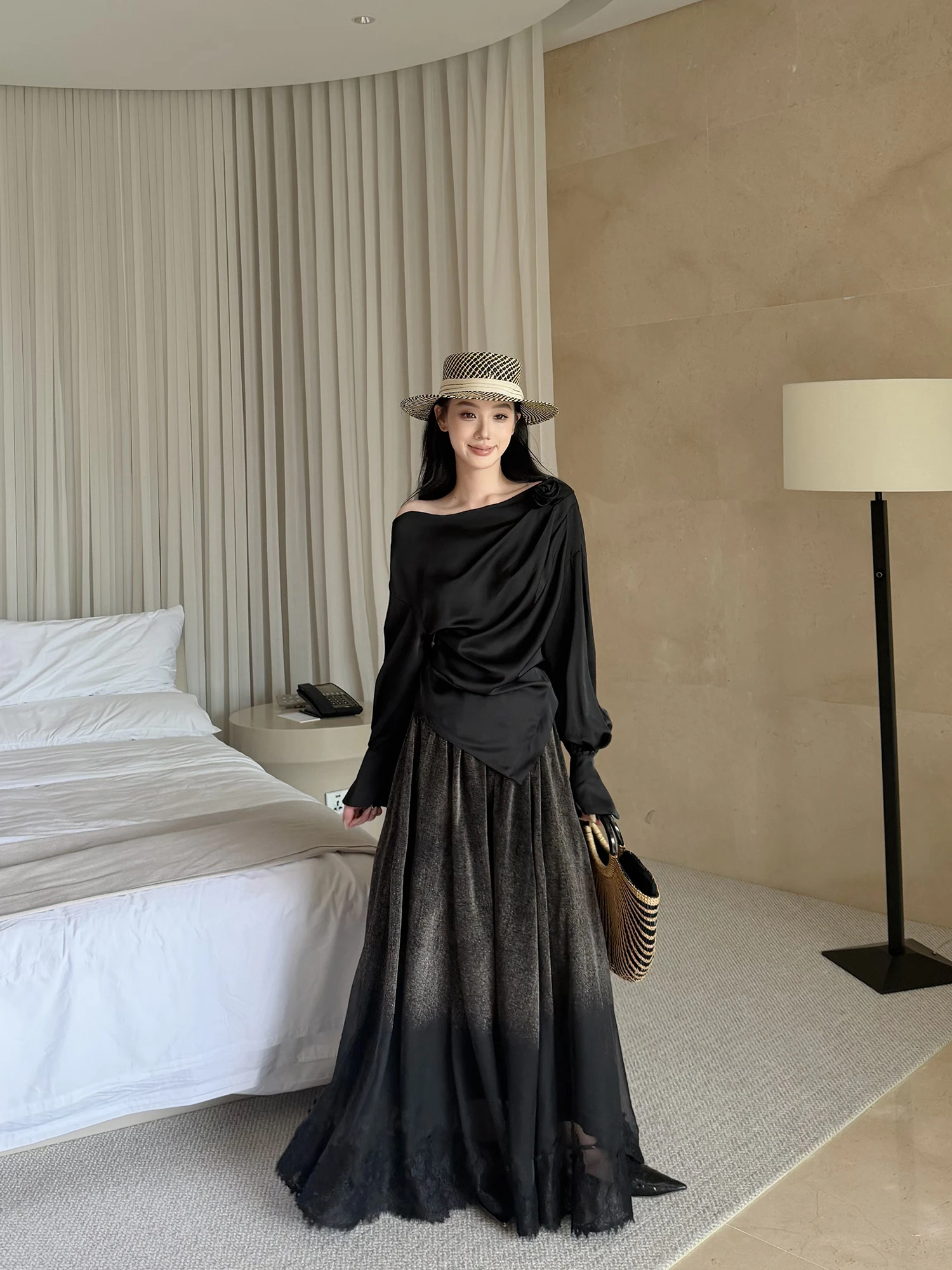 

Черная женская юбка средней длины: акция, ограниченное предложение! Повседневный стиль, полиэстер, А-силуэт, средняя талия, для ежедневной носки.