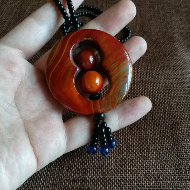 New Warring States Red Agate Sweater Chain Concentric Circle Peace Ring Pendant Jewelry