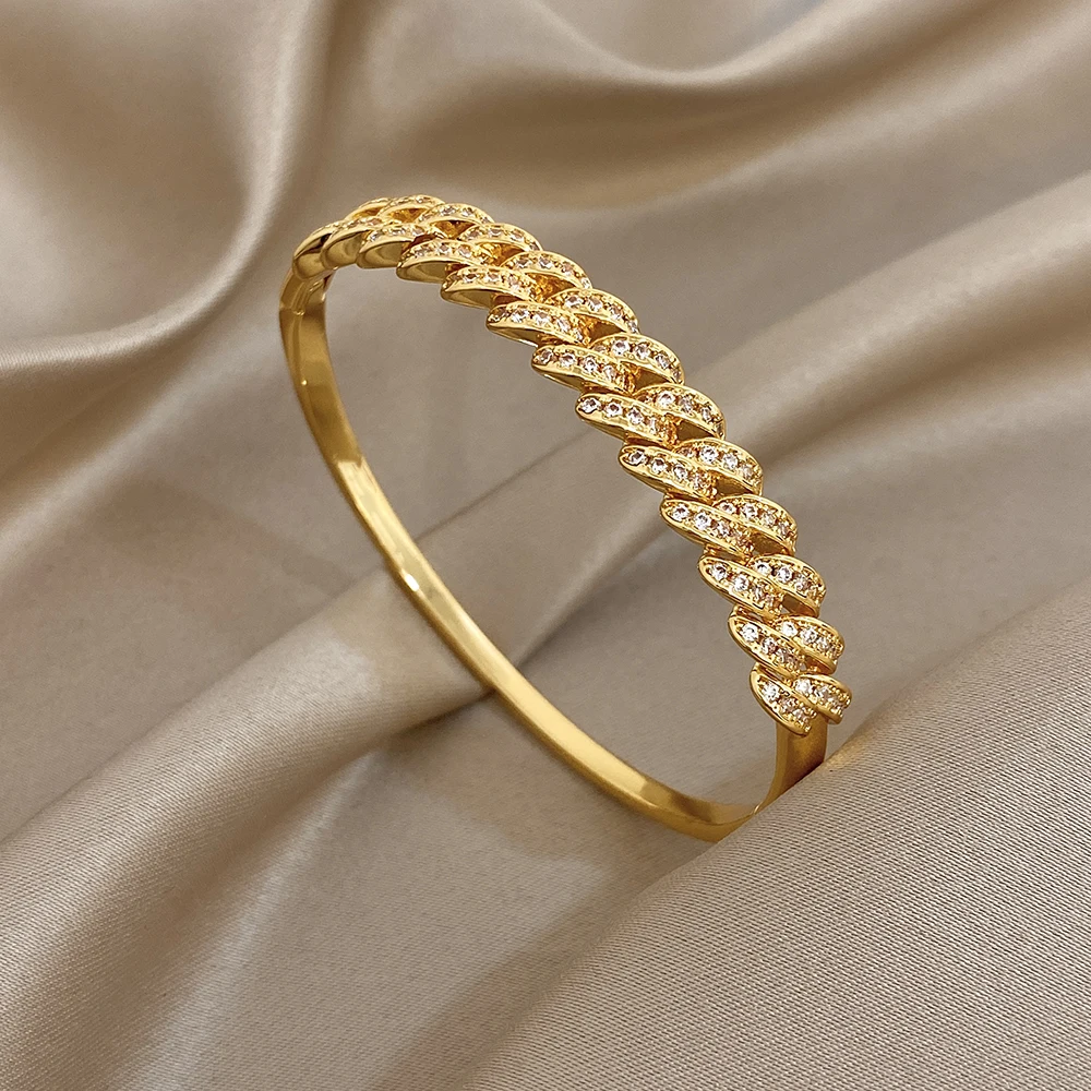 

Freetry Luxury Shiny Zircon Gold Plated Cuban Chain Bracelet Women Vintage Geometric Irregular Chunky Cuff Spring Bangle