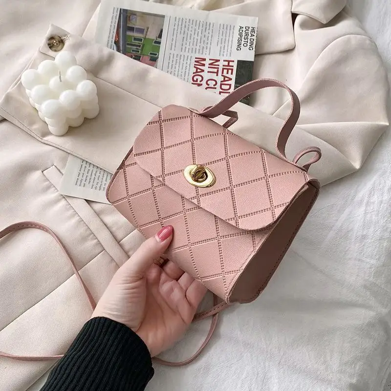 Korean Style Women's Diamond Quilted Square Bag Trendy Portable Top Handle Purse for Outdoor Dating