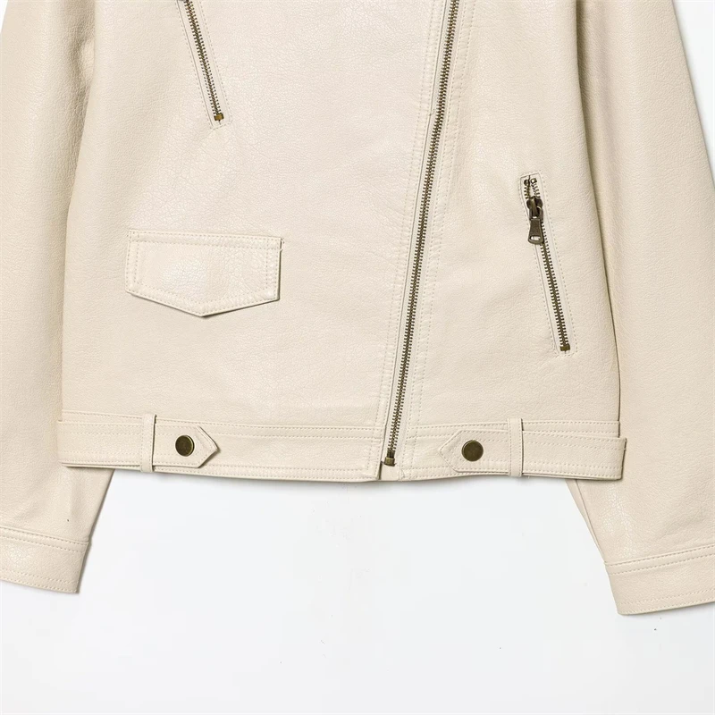 เสื้อแจ็คเก็ตหนังเทียมสั้นสำหรับผู้หญิง คอลเลคชั่นฤดูใบไม้ผลิ 2026 สไตล์ลำลอง คอทรงโอ ซิปแบบไม่สมมาตร ทรงหลวม ผ้า PU