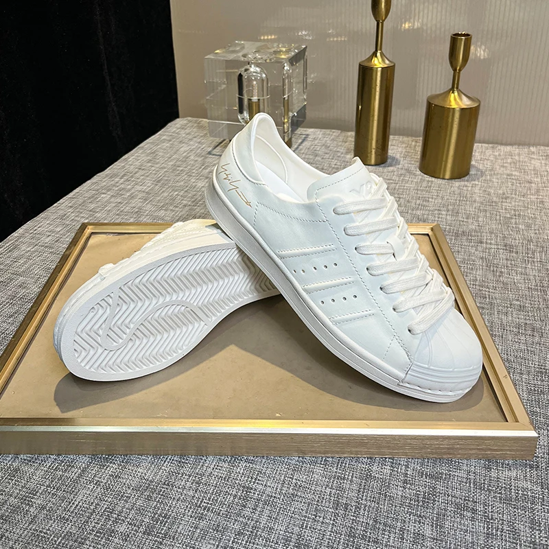 Handcrafted Leather Casual Shoes Man Flat Sports Shoes Men Sneakers Calf Leather Round-toe Tennis Shoes Male Outdoor Trainers