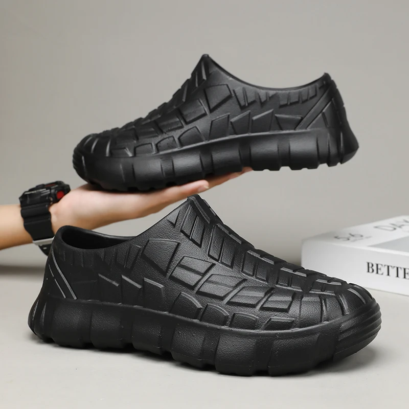 Slip-On Comfortable Ultra-Light Work Shoes, Oil-Proof, Dirt-Resistant, Waterproof, Non-Slip Chef Shoes, Sandals and Slippers