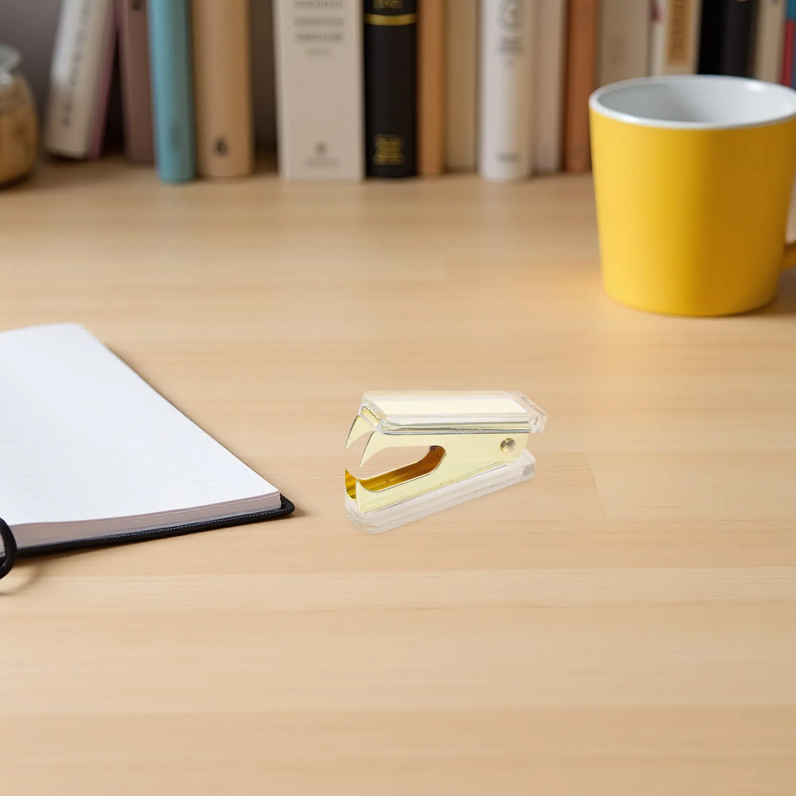 3Pcs Stylish Clear Acrylic Staple Remover Gold Detail Comfort Grip Staple Removal Tool Small Portable for Desk Office Supplies