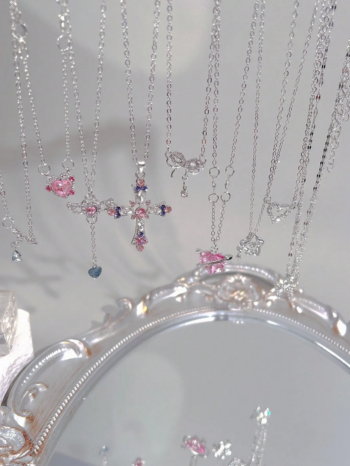 9-Piece Fashionable Y2K Rhinestone Decorative Cross, Heart-Shaped, Star-Shaped, Butterfly Wing, Bow Design Pendant Necklace Set, Suitable for Vacation, Party, Daily Wear