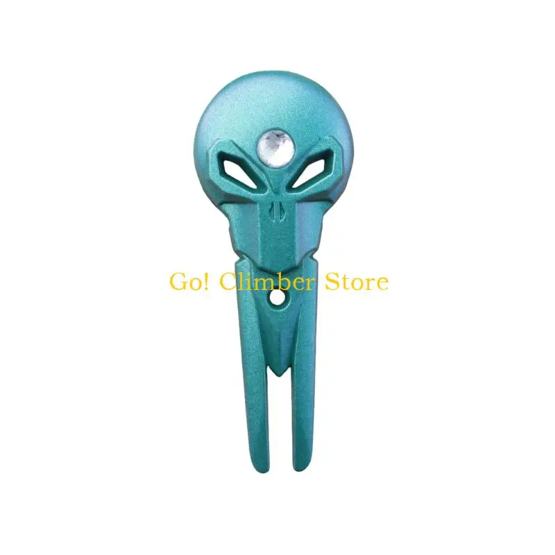 Q84C Golf Divot Tool with Skull Styling, Metal Repair Fork for Mark Care, Grass Repair and Golf Bag Storage for Rounds