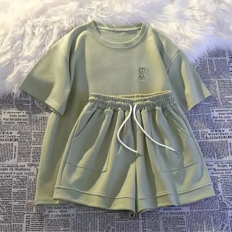 Pantaloncini larghi a maniche corte da donna Set da due pezzi Estate Nuovo abbigliamento casual di grandi dimensioni Tuta sportiva da corsa per donna