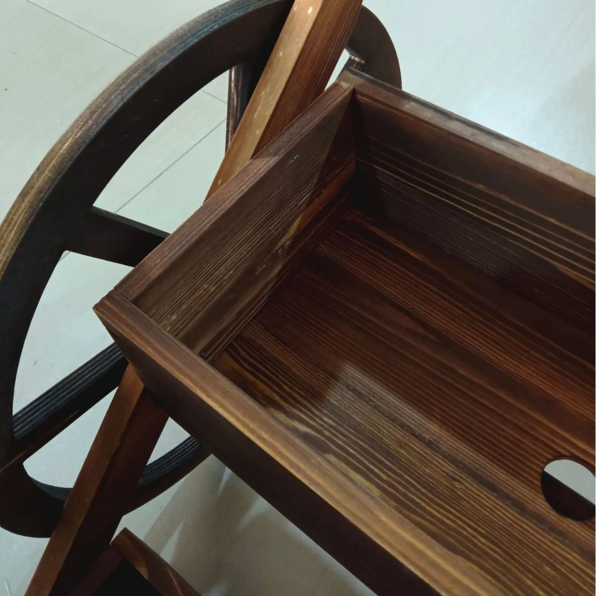 Wood carbonized station wagon flower pot wheel shape garden flower pot decorative flower outdoor trolley