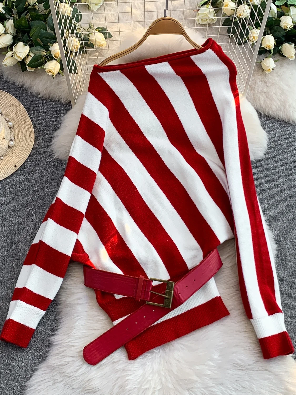 American Sle Slim Fit Top de punto a rayas y pantalones con puños conjunto de dos piezas cuello Diagonal largo cintura Sexy a