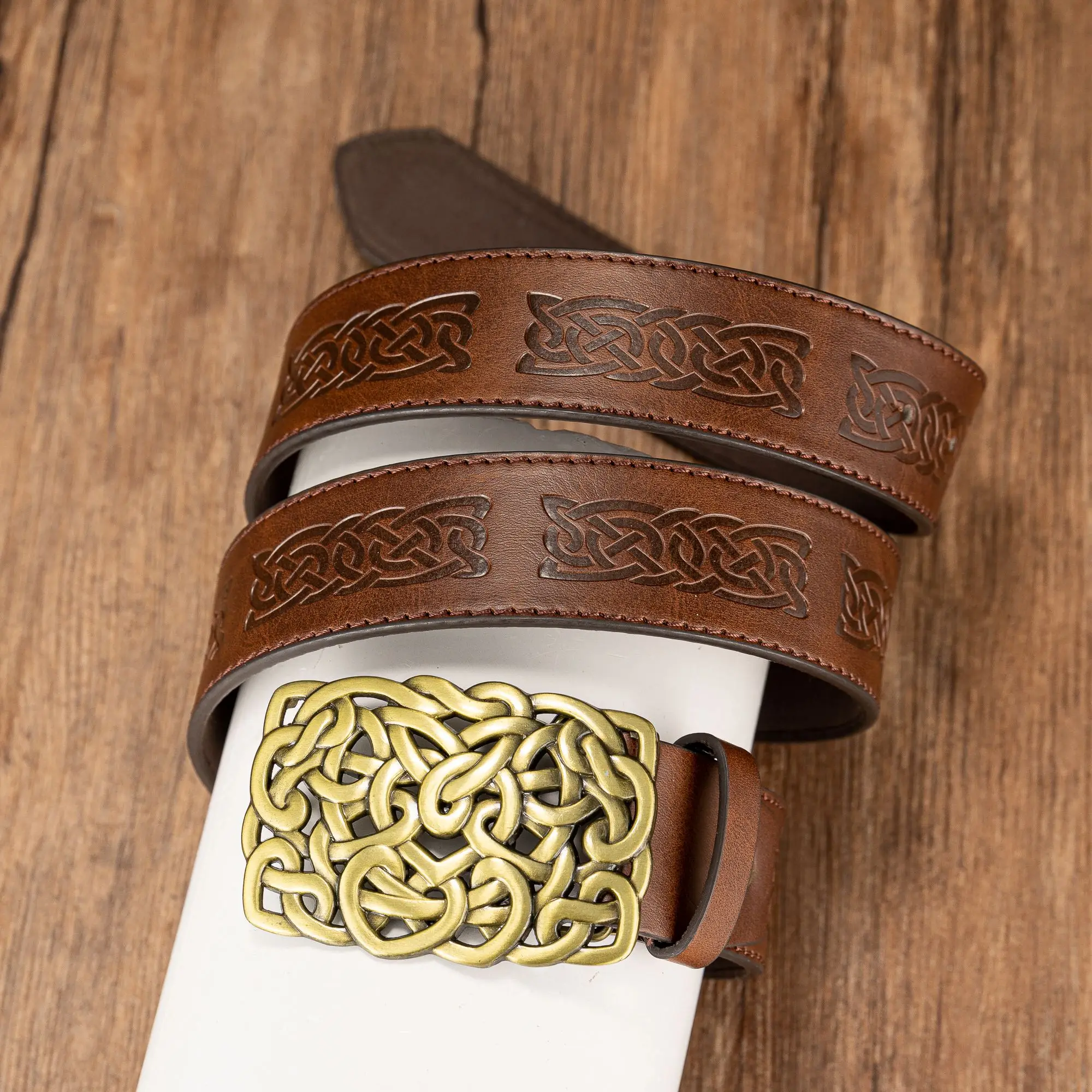 Hollowed-out Messy Lines Big Plate Buckle Trend Messy Lines PU Embossed Belt All-in-One Belt for Men and Women