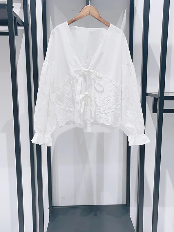 

Elegant Hollow out Flower Bell Sleeve V Neck Pocket Shirt Women's Loose Fit Breathable Cotton Spring 2026 Early Spring
