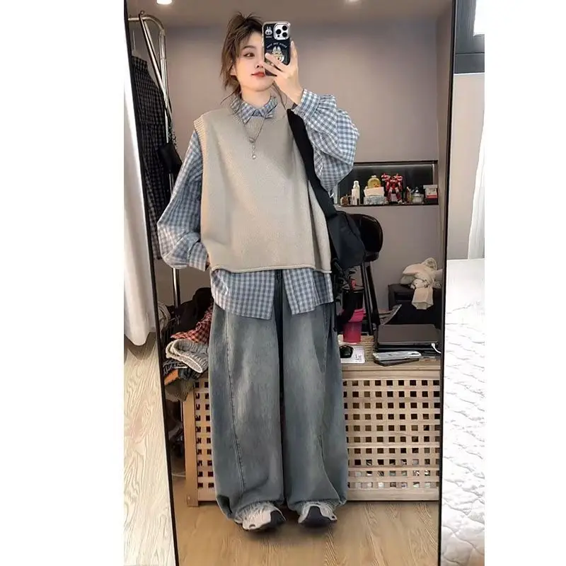 

plus Size Autumn New Neck Plaid Shirt Layering Versatile Knitted Cardigan Vest Two-Piece Set INS Large Size Women's Fashion