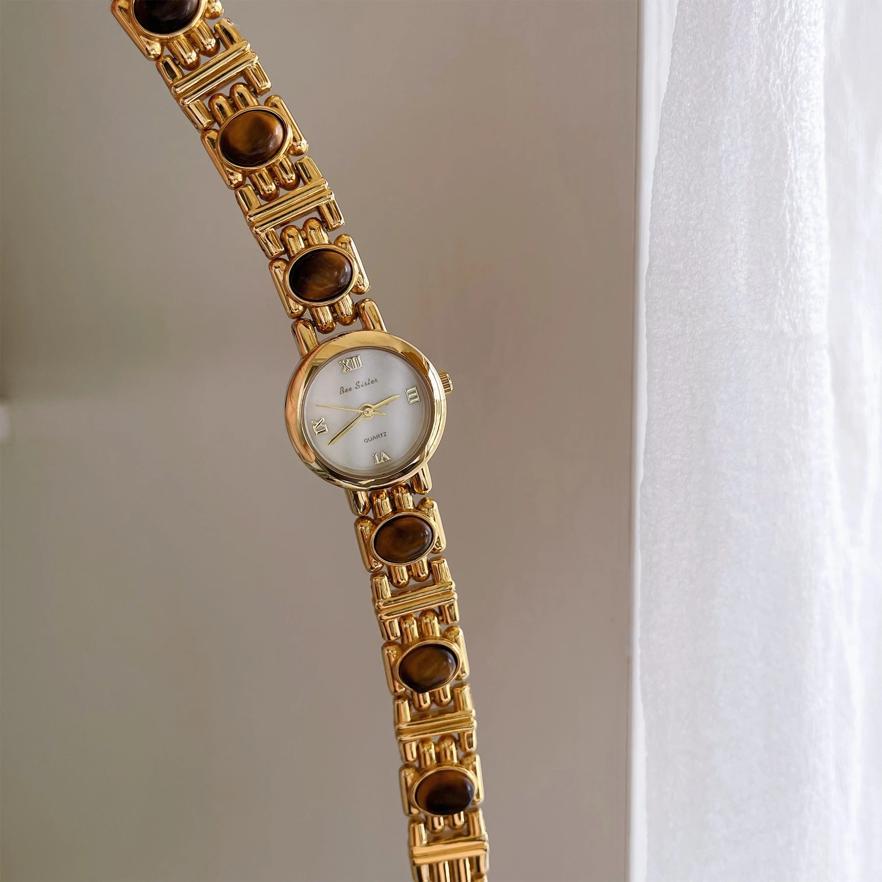 NEW Elegant Retro Watch Women Natural Brown Gemstone Jade Waterproof Round Dial Quartz Watch Female Bracelet Accessories Gift