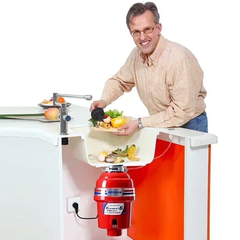 

Быстродействующий кухонный измельчитель пищевых отходов для домашнего использования. Утилизация мусора. Экономия времени и усиления. Измельчение пищевых отходов.