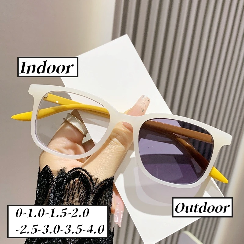 

Unisex Outdoor Photochromic Myopia Glasses Fashion Ultralight Near Sight Eyeglasses Women Men Luxury Color Changing Sunglasses