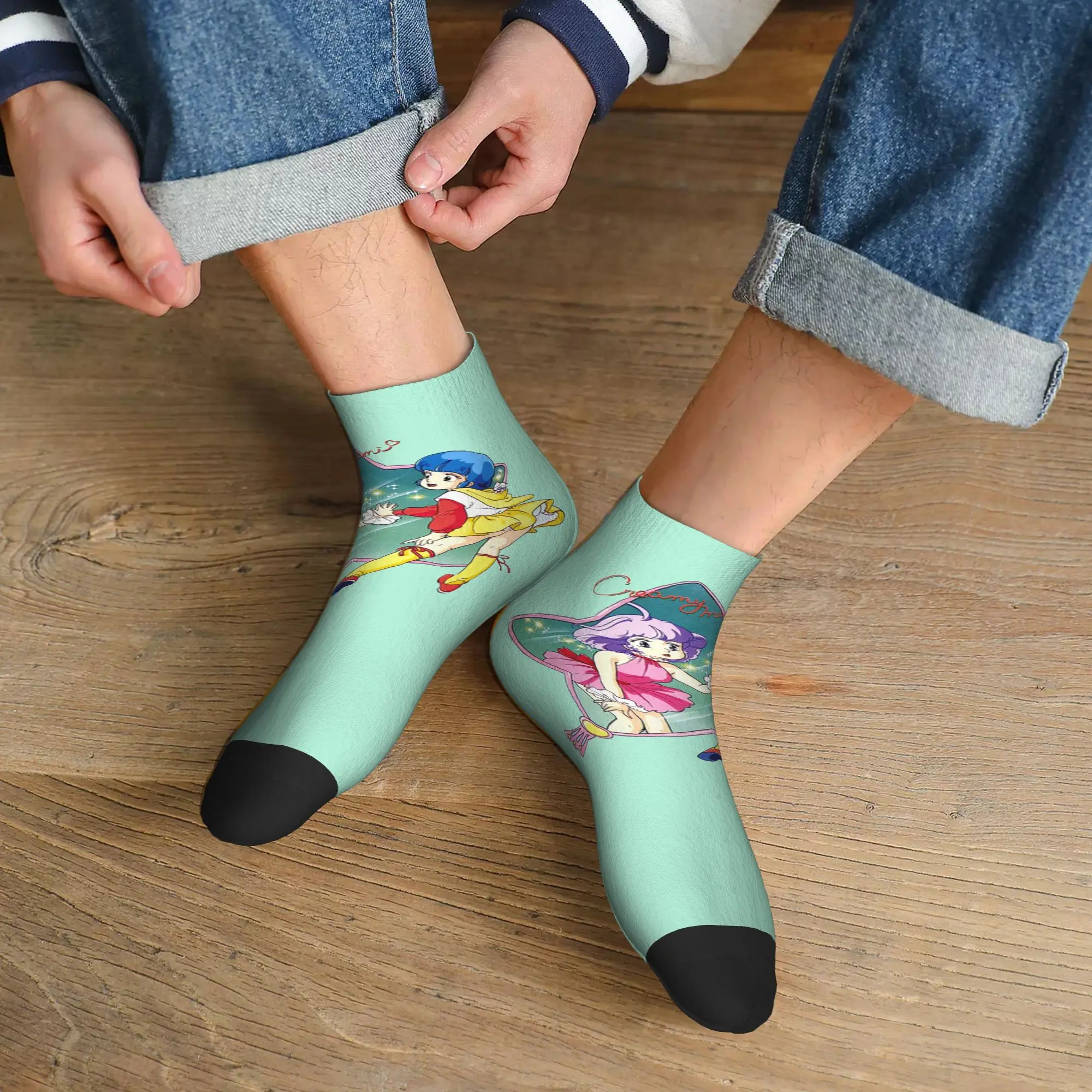 

All Seasons Creamy Mami 80s Magic Girl Anime Socks Harajuku Super Soft Crew Socks Fashion Stockings for Men Women Gifts