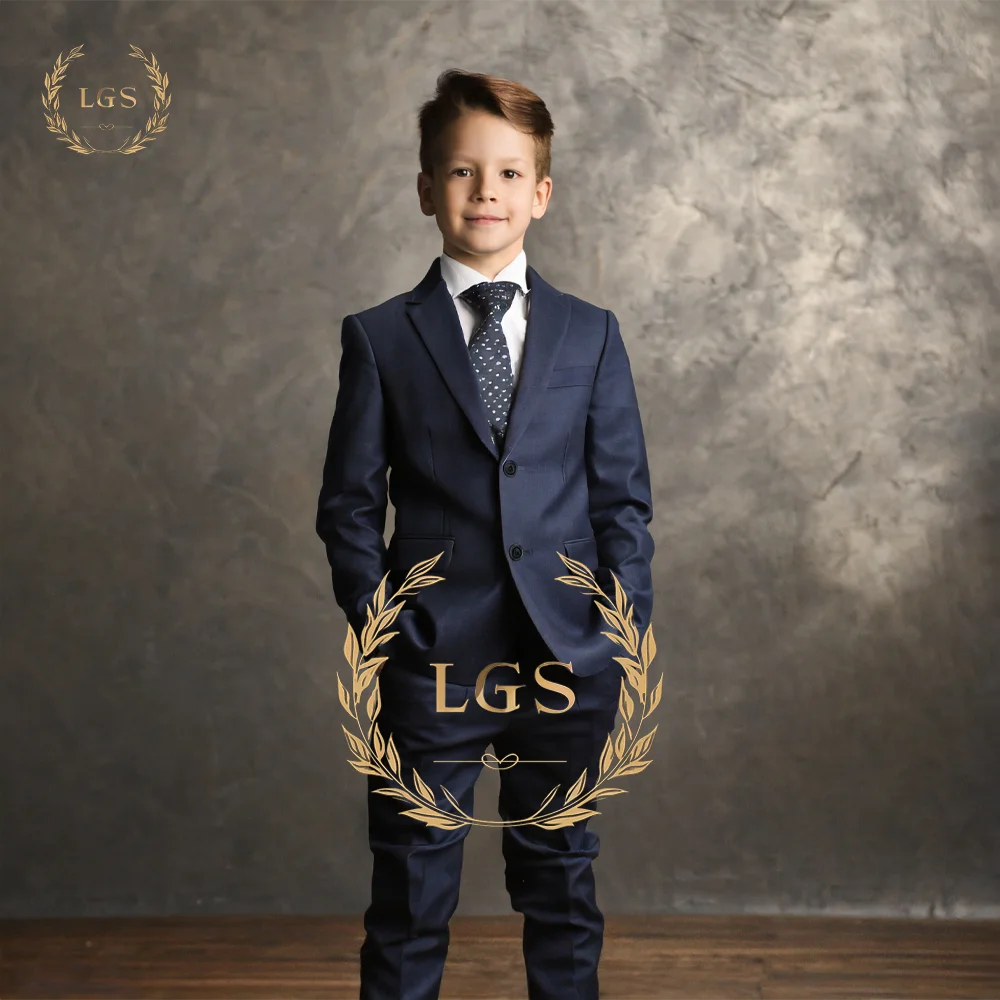 Elegant Formal Wear for Boys - A navy suit with a classic fit and a sophisticated jacket and trousers for special events