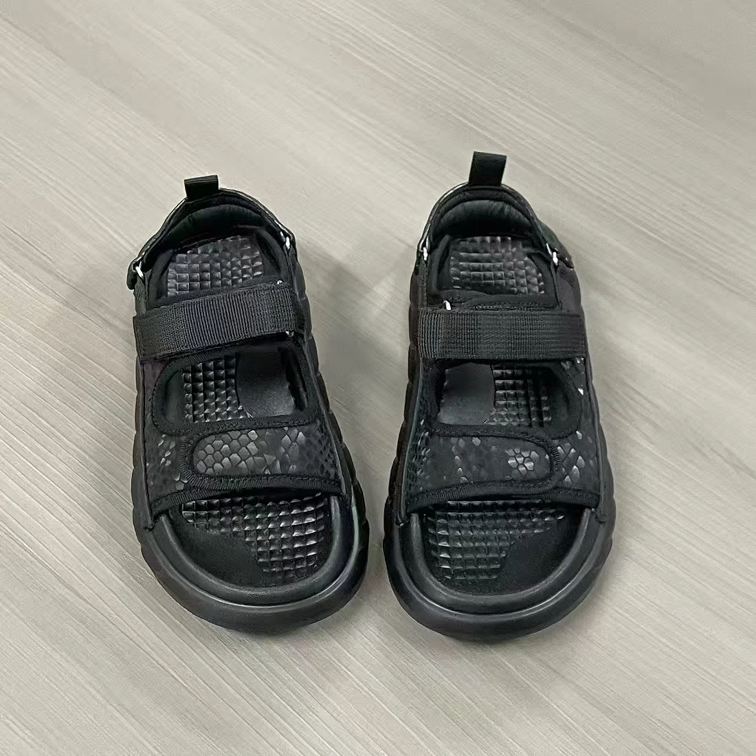 Jinyu Unique Popular Children's Sandals Fashion Summer Wear Real Leather Seam Edge Boys' Shoes Personalized Color Blockedality