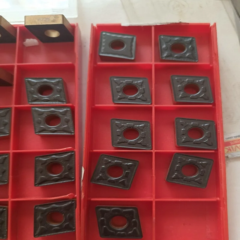 

Hard alloy cutting blades SNMG150612-PR 4335