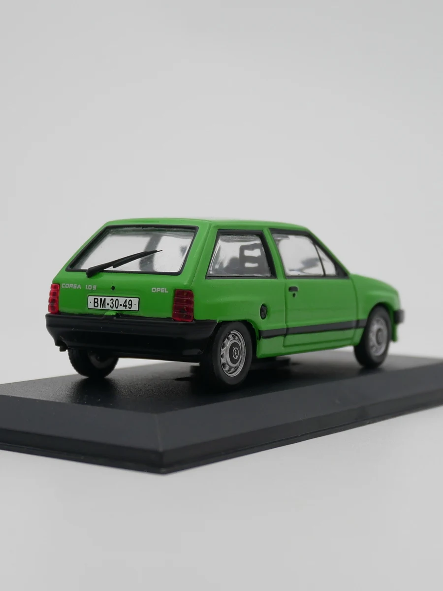 Ixo 1:43 Ist Opel Corsa Diecast modelo de coche vehículo de juguete de Metal