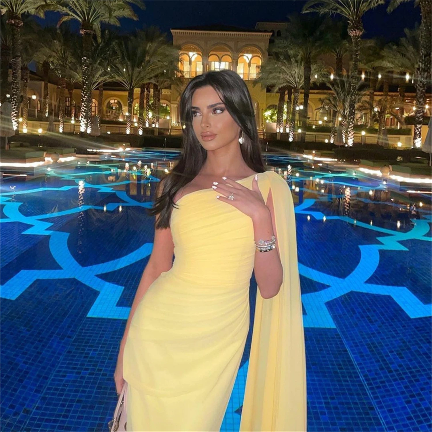 Elegant Long One Shoulder Chiffon Evening Dresses With Cape Sheath Yellow Pleated Zipper Back فساتين السهرة Prom Gowns for Women