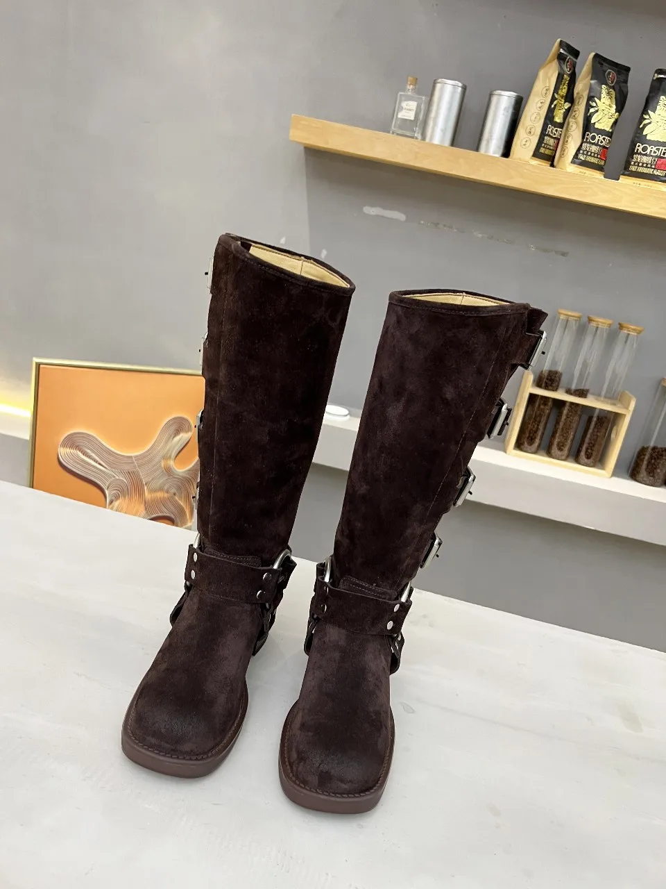 2023 autumn and winter new boots, retro square toe, comfortable to wear, fashionable and versatile.