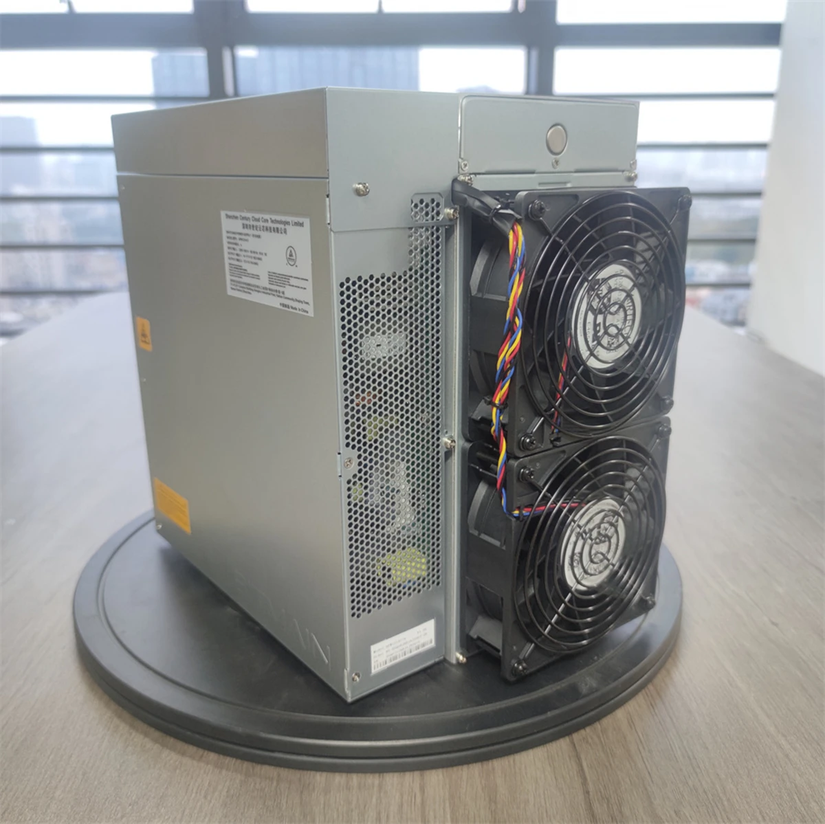 Antminer l7 9500/9300 mh/sビットメインogedecoin/ltcマイニングマスター3425w電源が含まれています