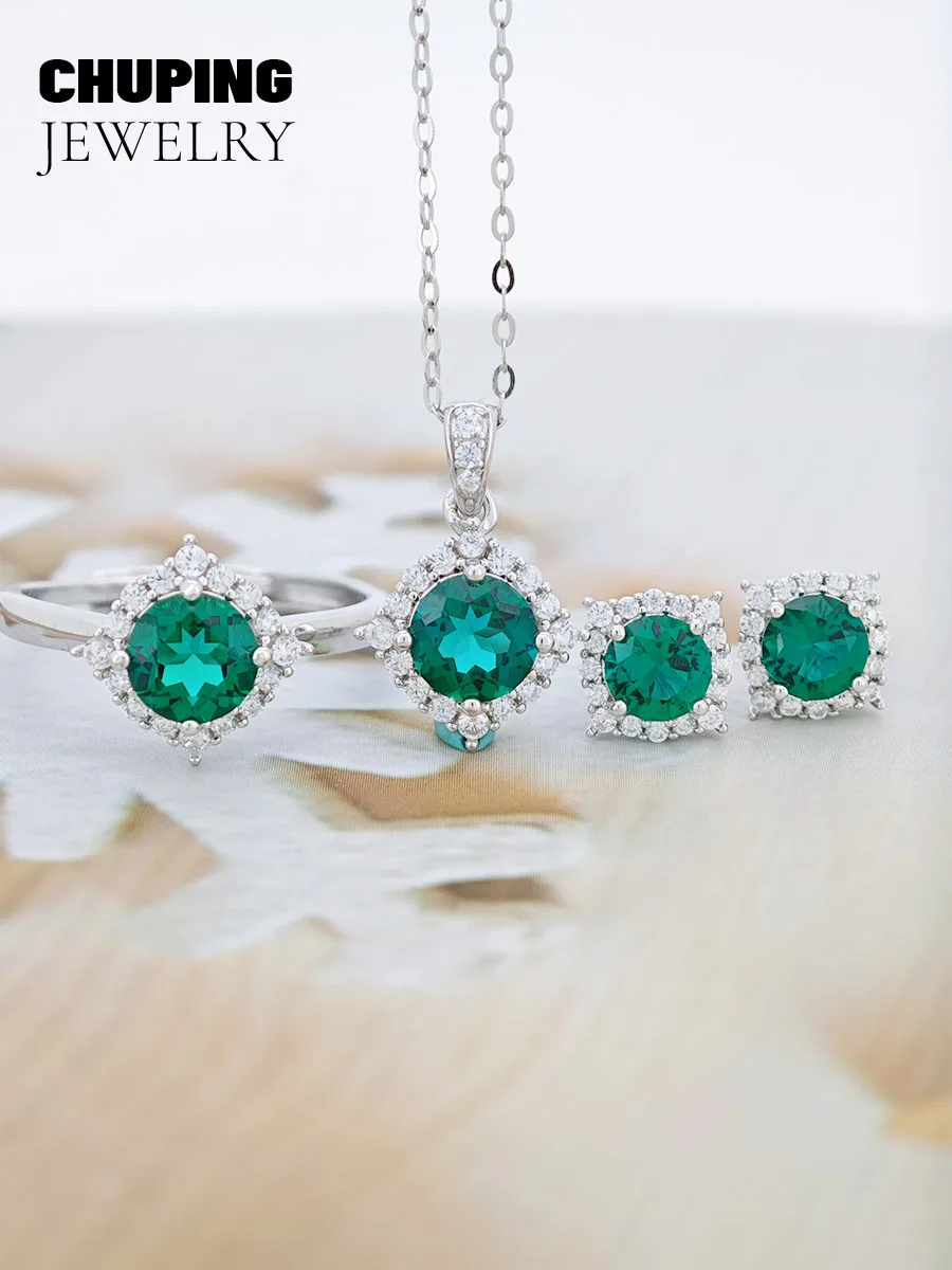 

Chu Ping Fine Jewelry Lab Grown Emerald Round Cut 5.0mm Earrings S925 for Birthday Gift or Surprise Gift Sparking and Shining