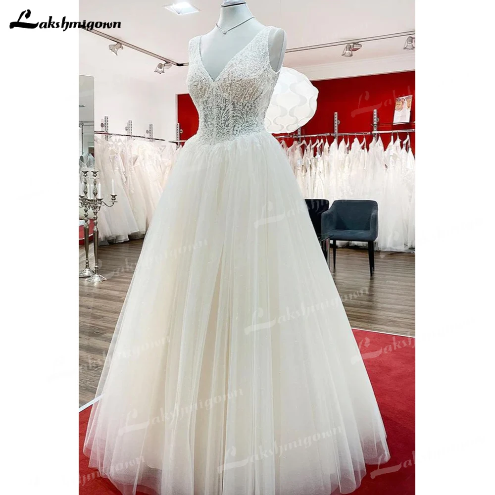 Robe de mariée longue en dentelle de tulle à col en V, train de balayage, longueur au sol en fibre, ivoire unique, charmante, princesse, printemps, été, automne