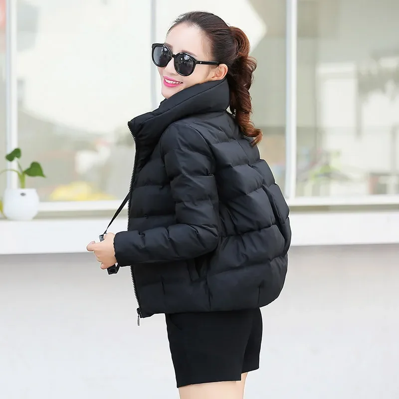 Abrigo corto acolchado de plumón de pato para mujer, chaquetas gruesas con relleno, color rojo, negro, recortado, Harajuku, moda exterior de