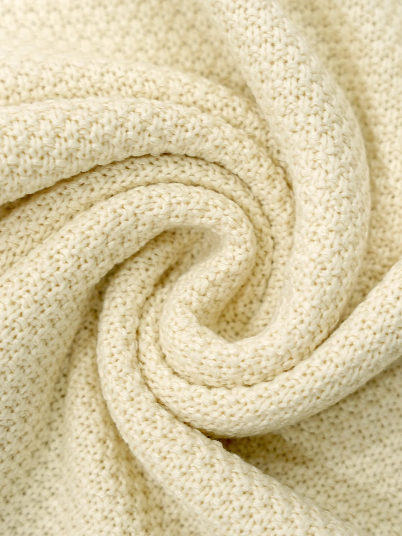 New Autumn/Spring/Summer Women's Cardigan Sweater, Apricot-Colored Fitted Round Neck Knit Cardigan, Casual and Elegant, Versatile