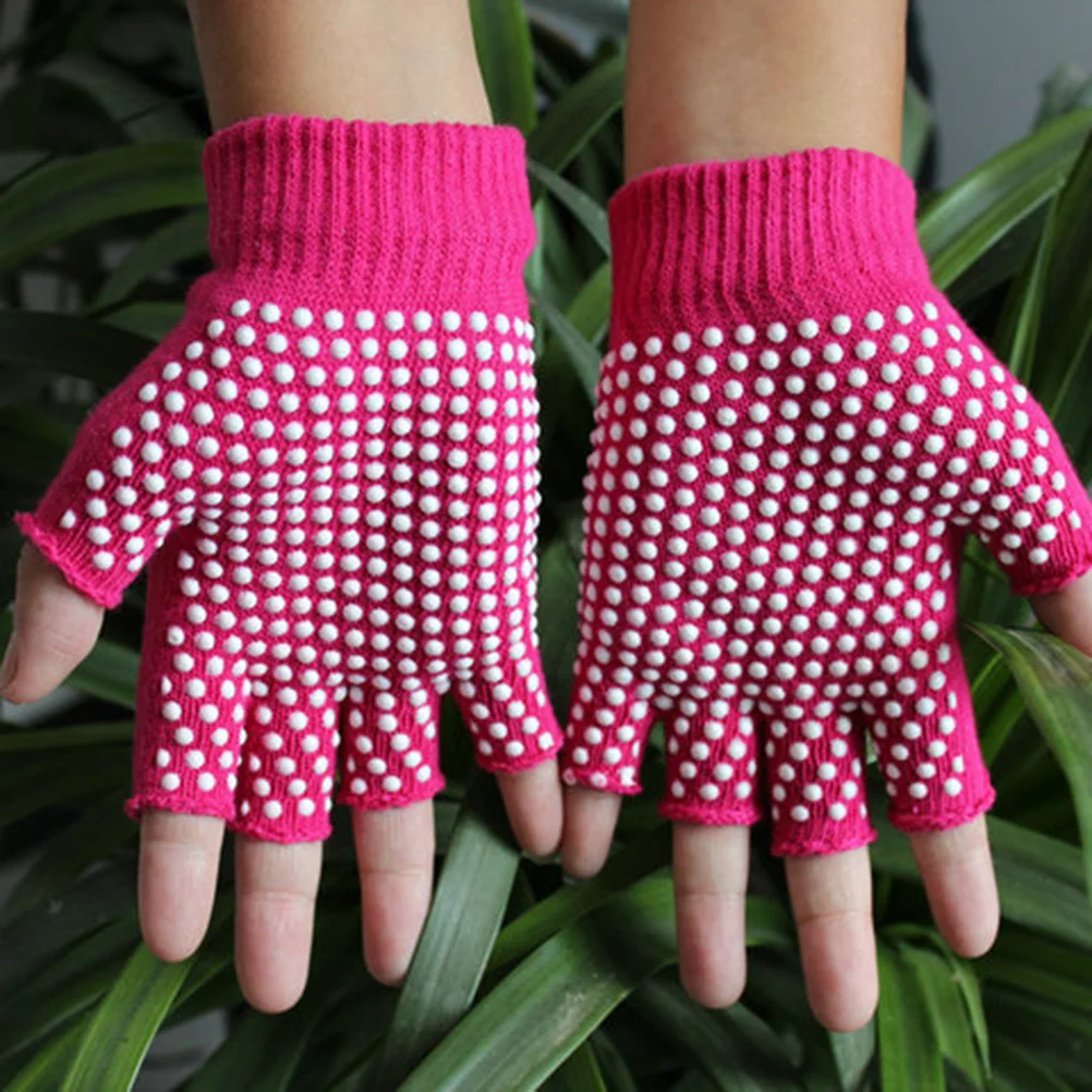 

Non-Slip Yoga Gloves Half Finger Cotton Knitted Comfortable Breathable Soft Fingerless Gloves for Sports Fitness Workout