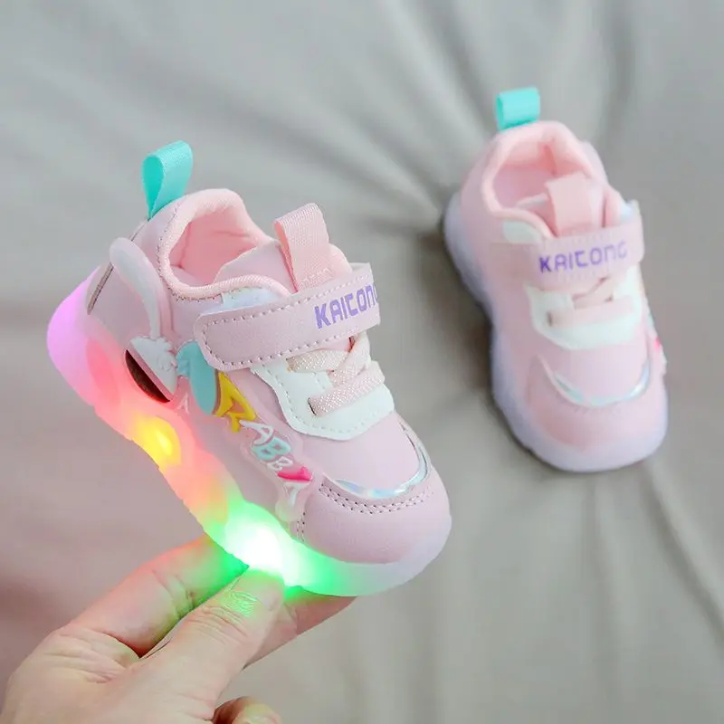 Spring Autumn Soft Sole Pre Walker Shoes Glow in The Dark for 0-3 Year Old Baby Boys and Girls Toddler Sneakers