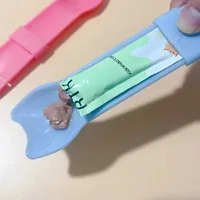 Pet Supplies Cat Strip Squeeze Spoon Cat Strip Feeder for Lickable Wet Cat Treats Pet Liquid Snack Feeding Tool Feeder