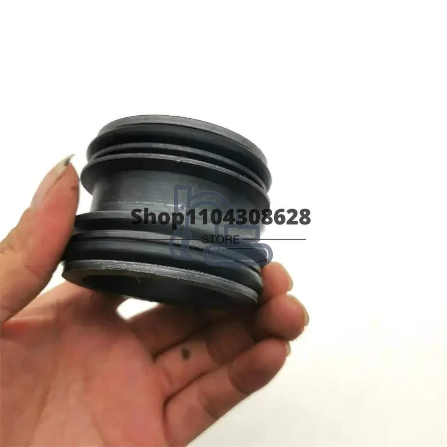 20798043 Intermediate Tube VOE20798043 EC240B, EC290B, EW140B WATER PUMP CONNECT TUBE