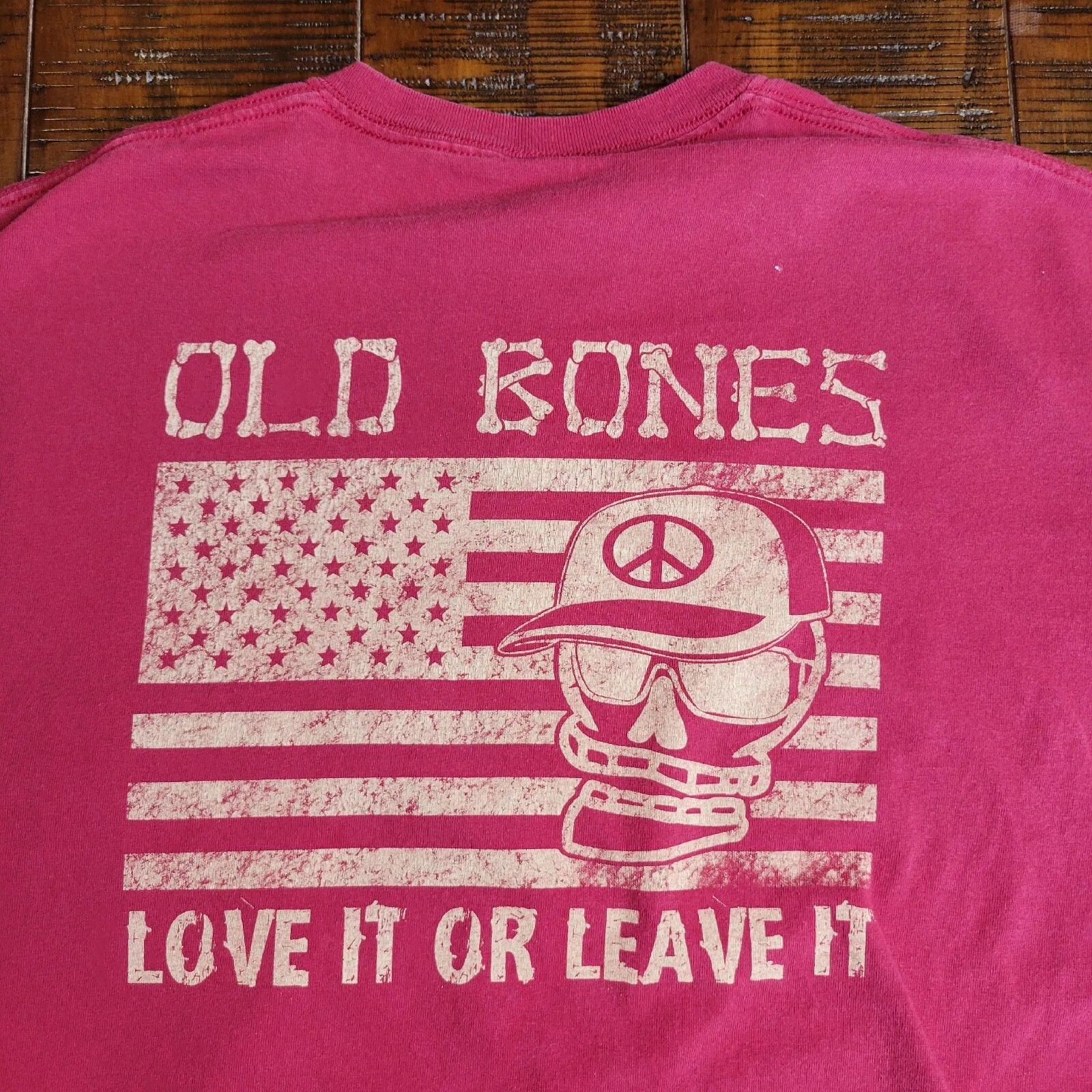 Old Bones T Shirt Mens XL Flag Skull skeleton Love it or leave it 2 sided Dad