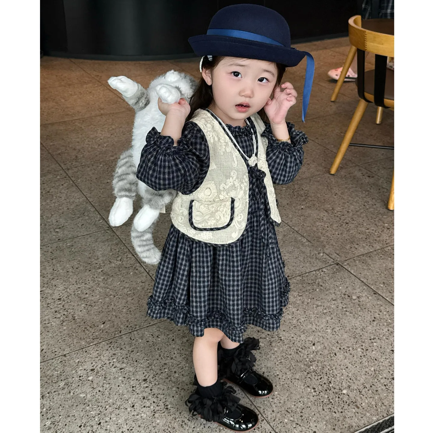 

2025 New Autumn Girls' Set Season Children's Retro Checkered Lace Princess Skirt Baby Jacquard Sleeveless Vest