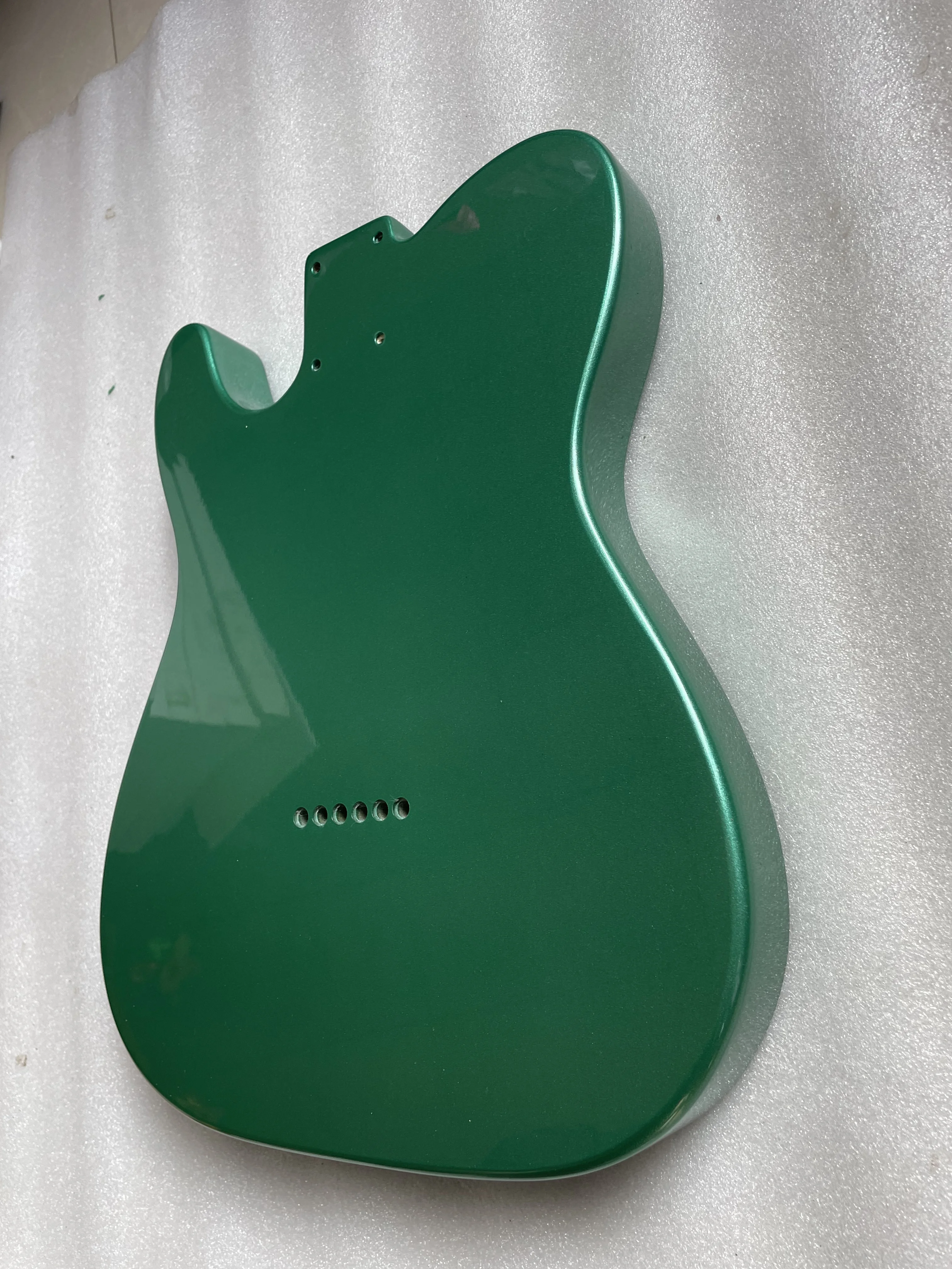 DIY Guitar Body Alder Wood Aged Wooden Barrel, Gloss Metal, Green Piano, Baking Paint, 5.55cm Pocket, New