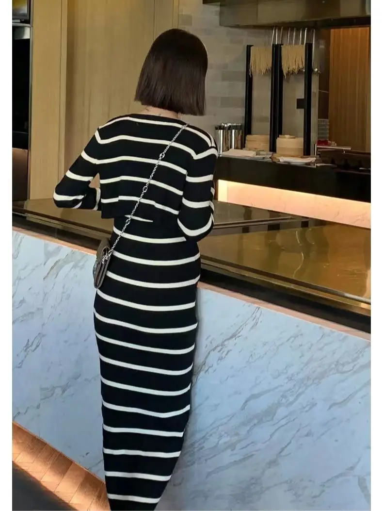 Korean Style Autumn Maternity Striped Knitted Dress Suits Long Sleeve Cardigans+Strap Dress Two Piece Pregnant Woman Clothes Set