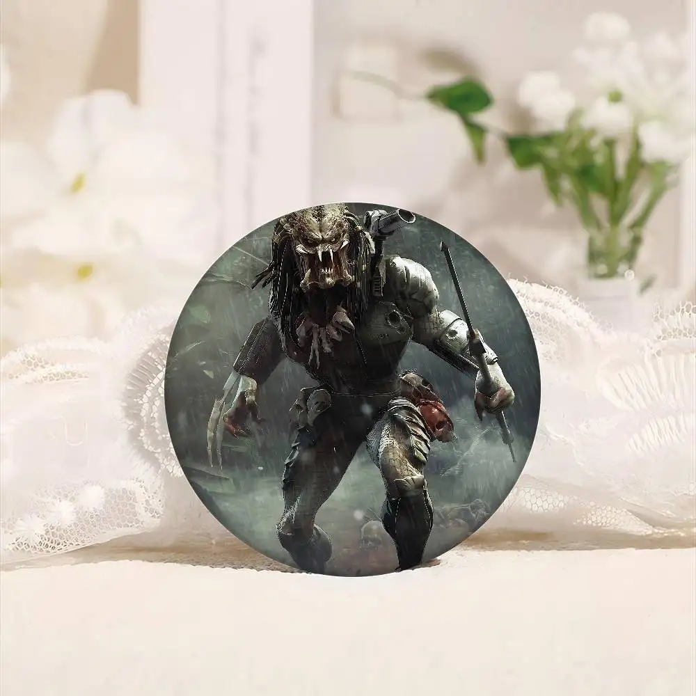 P-Predator Badlands لينة زر دبوس شارة معدنية مستديرة التلبيب دبوس أجزاء هدية أصدقاء طفل المجوهرات