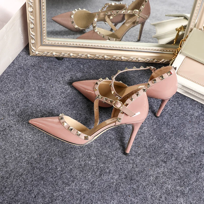 Fashion Trend New Rivet Pointed High Heels 10 Cm Sexy  Sandals Patent Leather Pumps Women\'s Shoes