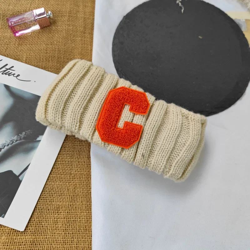 Knitted Woolen Headband Embroidered C Letter Solid Color Wide-brimmed Headband Simple Wash Headgear Daily Accessories