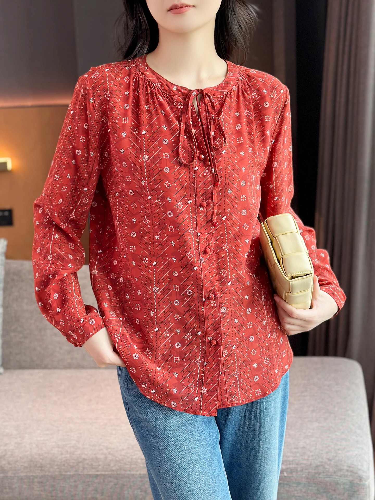 

ZuoZuoJia Holiday Sle Red Print Silk Chiffon round Ne Tie Loose Fit 00% Silk irt Women's French Sle Loose S...