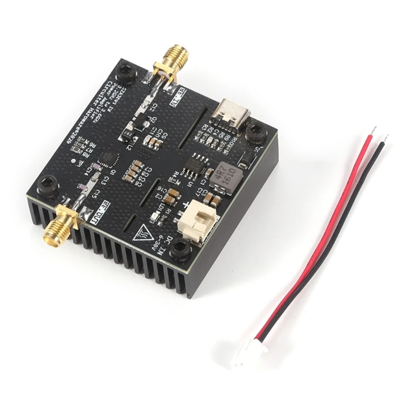 Amplificadores estéreo pequenos R91A com designs resfriamento inovadores Placa amplificadores poderosos